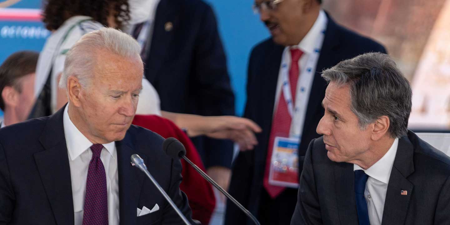 Secretary of State Antony J. Blinken moderates a G20 Summit session alongside President Joseph R. Biden