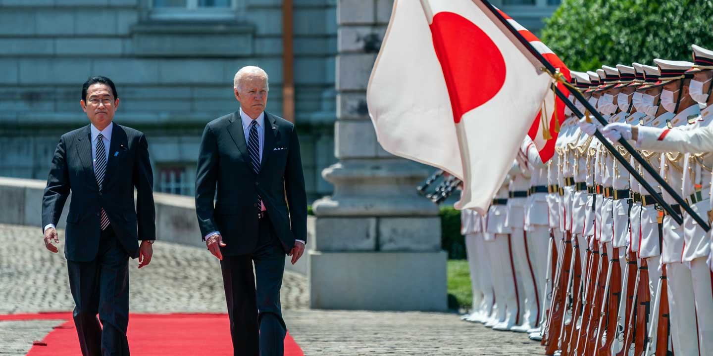 Joe Biden walking with Fumio Kishida